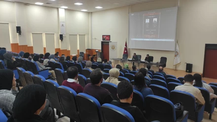 Milli Egemenlik ve Atatürk başlıklı sunumla gerçekleştirildi Seminerler Serisi 2
